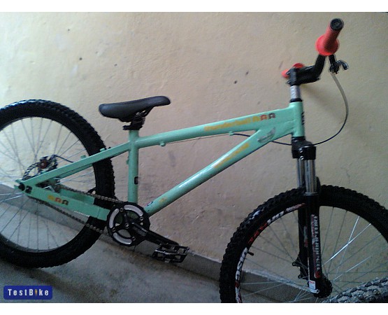 Altrix SD 251 2008, Tomazzo képe nyereg